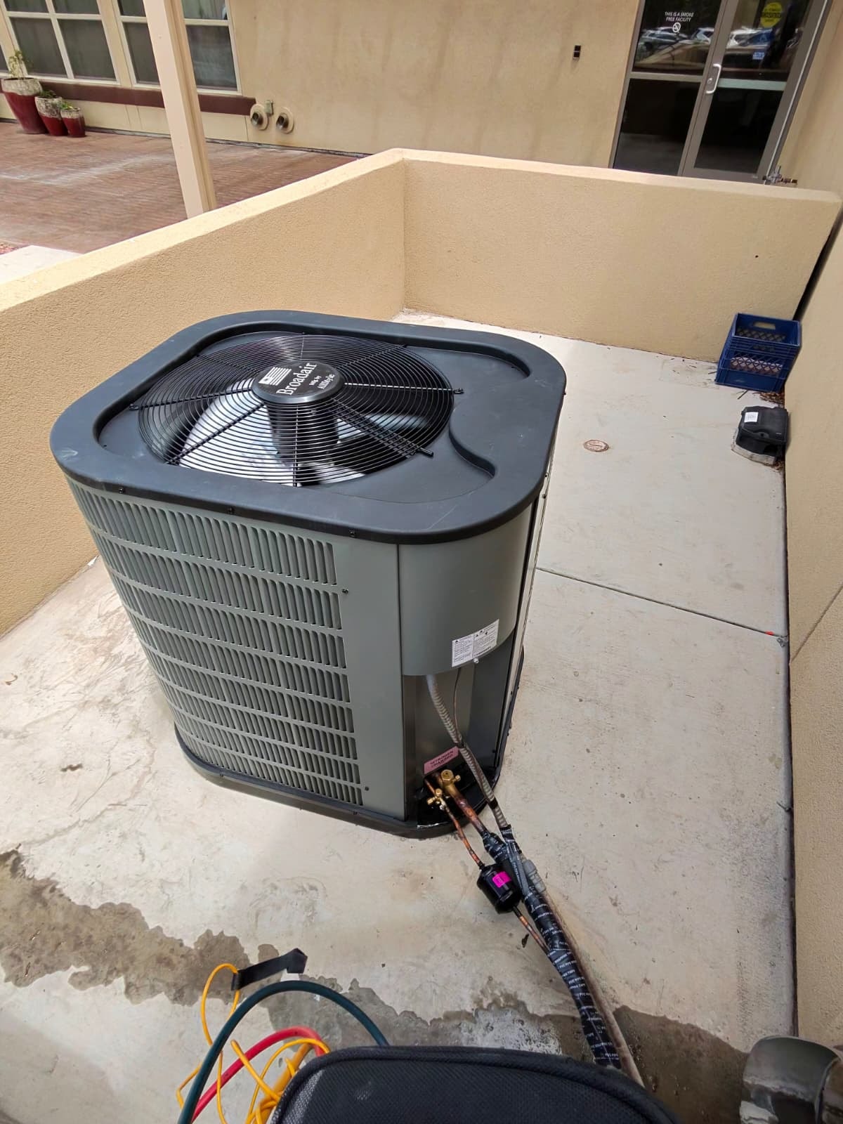 Condenser replacement — Brelair unit installation